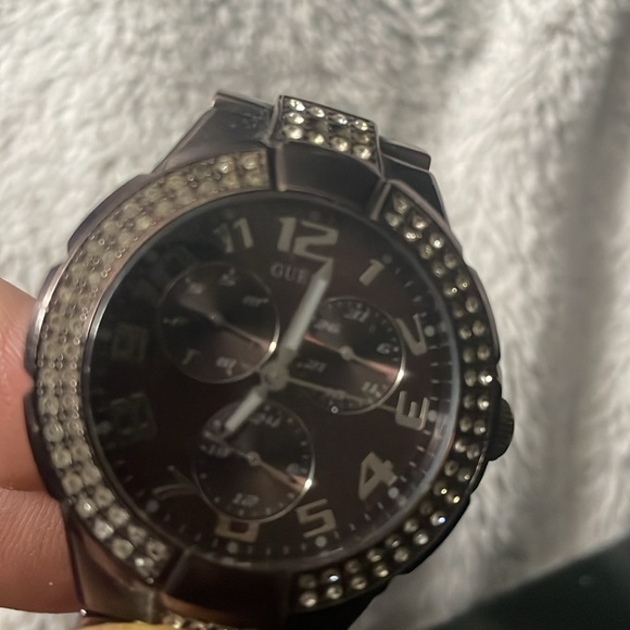 Guess watch - Picture 3 of 3